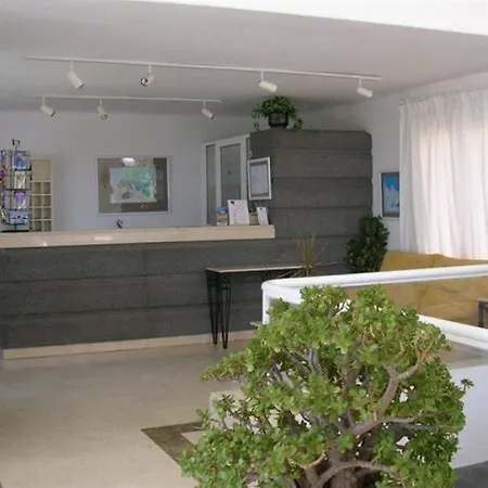 Hotel Club Timanfaya 5*